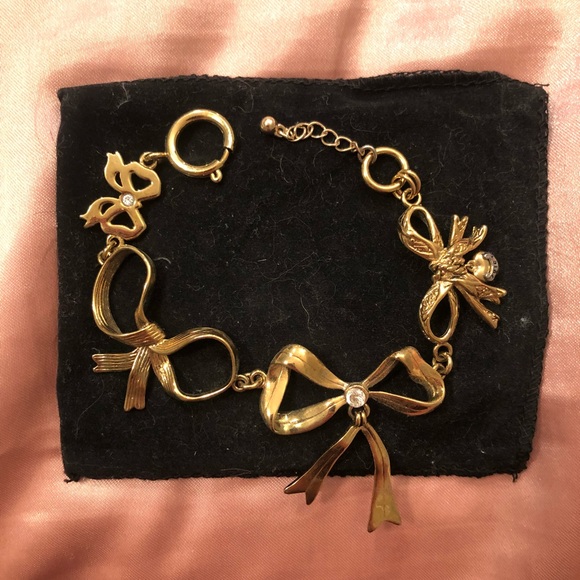 Juicy Couture Jewelry - Juicy couture bow bracelet